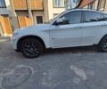 Белый БМВ Х6, объемом двигателя 3 л и пробегом 290 тыс. км за 18000 $, фото 1 на Automoto.ua