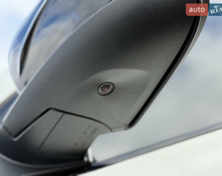 Білий БМВ Х6, об'ємом двигуна 3 л та пробігом 303 тис. км за 17850 $, фото 32 на Automoto.ua