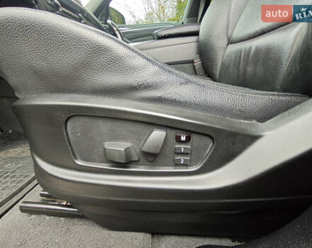 Белый БМВ Х6, объемом двигателя 3 л и пробегом 152 тыс. км за 16000 $, фото 11 на Automoto.ua