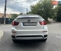 Белый БМВ Х6, объемом двигателя 4.39 л и пробегом 180 тыс. км за 12500 $, фото 5 на Automoto.ua