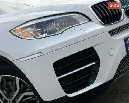 Білий БМВ Х6, об'ємом двигуна 3 л та пробігом 303 тис. км за 17850 $, фото 8 на Automoto.ua