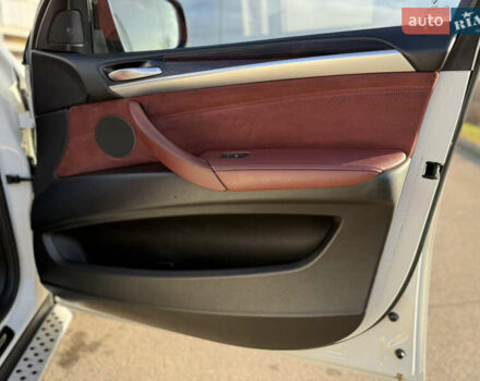 Білий БМВ Х6, об'ємом двигуна 3 л та пробігом 303 тис. км за 17850 $, фото 91 на Automoto.ua