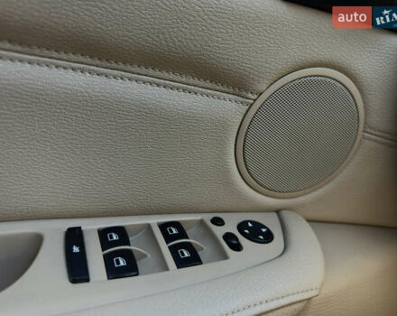 БМВ Х6 2010 в Запорожье на Automoto.ua Белый БМВ Х6, объемом двигателя 3 л и пробегом 138 тыс. км за 16900 $, фото 19 на Automoto.ua