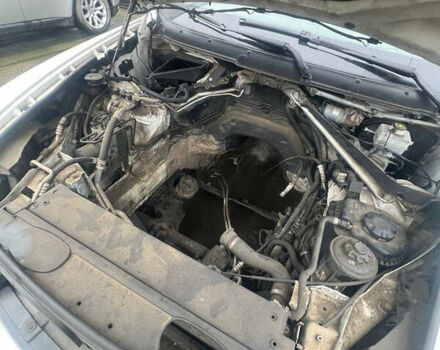 Белый БМВ Х6, объемом двигателя 3 л и пробегом 150 тыс. км за 10000 $, фото 2 на Automoto.ua