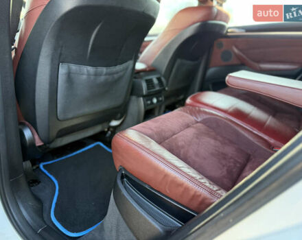 Білий БМВ Х6, об'ємом двигуна 3 л та пробігом 303 тис. км за 17850 $, фото 118 на Automoto.ua