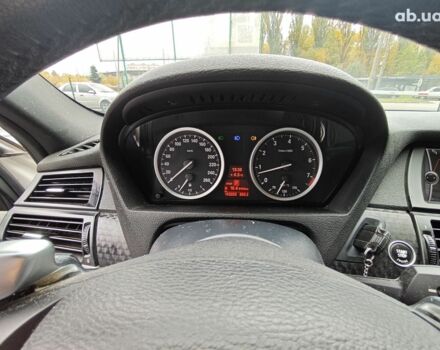 Белый БМВ Х6, объемом двигателя 3 л и пробегом 152 тыс. км за 16000 $, фото 15 на Automoto.ua