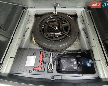 Белый БМВ Х6, объемом двигателя 3 л и пробегом 152 тыс. км за 16000 $, фото 28 на Automoto.ua