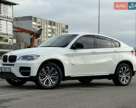 Білий БМВ Х6, об'ємом двигуна 3 л та пробігом 303 тис. км за 17850 $, фото 25 на Automoto.ua