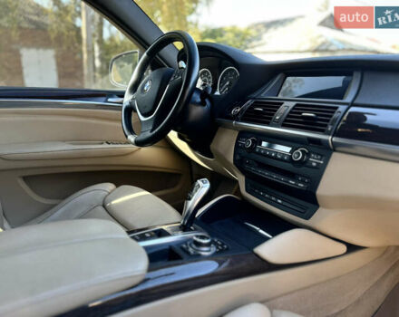 БМВ Х6 2010 в Запорожье на Automoto.ua Белый БМВ Х6, объемом двигателя 3 л и пробегом 138 тыс. км за 16900 $, фото 11 на Automoto.ua