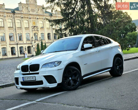 Белый БМВ Х6, объемом двигателя 4.39 л и пробегом 175 тыс. км за 12999 $, фото 1 на Automoto.ua