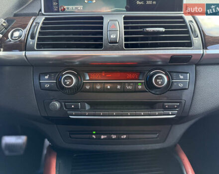 Білий БМВ Х6, об'ємом двигуна 3 л та пробігом 303 тис. км за 17850 $, фото 88 на Automoto.ua