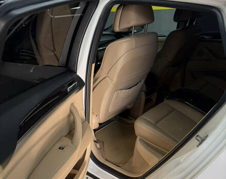 Белый БМВ Х6, объемом двигателя 2.98 л и пробегом 200 тыс. км за 15900 $, фото 11 на Automoto.ua