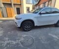 Белый БМВ Х6, объемом двигателя 3 л и пробегом 290 тыс. км за 18000 $, фото 6 на Automoto.ua