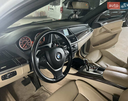 Белый БМВ Х6, объемом двигателя 4.39 л и пробегом 91 тыс. км за 18500 $, фото 15 на Automoto.ua