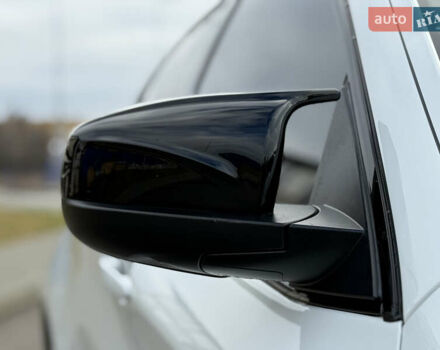 Білий БМВ Х6, об'ємом двигуна 3 л та пробігом 303 тис. км за 17850 $, фото 17 на Automoto.ua