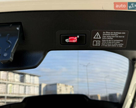 Білий БМВ Х6, об'ємом двигуна 3 л та пробігом 303 тис. км за 17850 $, фото 130 на Automoto.ua