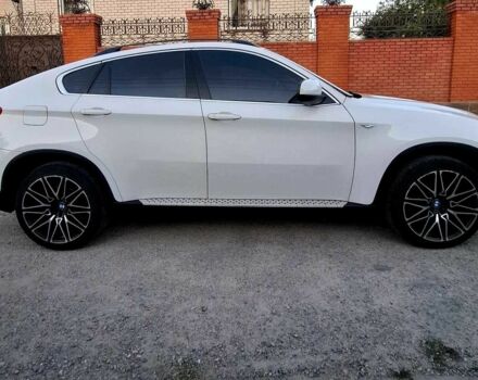 Белый БМВ Х6, объемом двигателя 3 л и пробегом 226 тыс. км за 13000 $, фото 7 на Automoto.ua