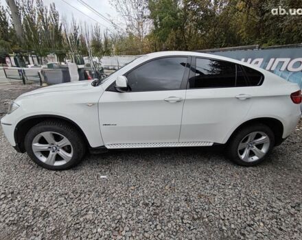 Белый БМВ Х6, объемом двигателя 3 л и пробегом 152 тыс. км за 16000 $, фото 4 на Automoto.ua