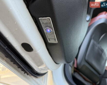 Білий БМВ Х6, об'ємом двигуна 3 л та пробігом 303 тис. км за 17850 $, фото 117 на Automoto.ua