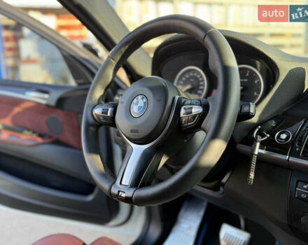 Білий БМВ Х6, об'ємом двигуна 3 л та пробігом 303 тис. км за 17850 $, фото 102 на Automoto.ua