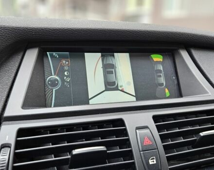 Белый БМВ Х6, объемом двигателя 3 л и пробегом 244 тыс. км за 408 $, фото 5 на Automoto.ua