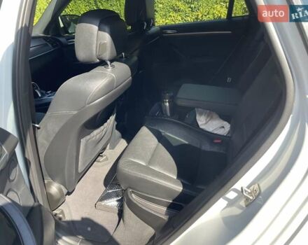 Белый БМВ Х6, объемом двигателя 3 л и пробегом 86 тыс. км за 19999 $, фото 14 на Automoto.ua