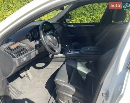 Белый БМВ Х6, объемом двигателя 3 л и пробегом 86 тыс. км за 19999 $, фото 9 на Automoto.ua