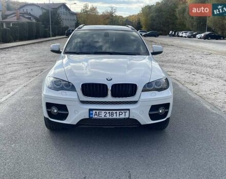Белый БМВ Х6, объемом двигателя 3 л и пробегом 86 тыс. км за 19999 $, фото 50 на Automoto.ua