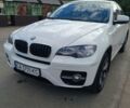 Белый БМВ Х6, объемом двигателя 2.99 л и пробегом 330 тыс. км за 19000 $, фото 1 на Automoto.ua