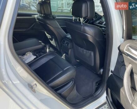 Белый БМВ Х6, объемом двигателя 3 л и пробегом 86 тыс. км за 19999 $, фото 22 на Automoto.ua