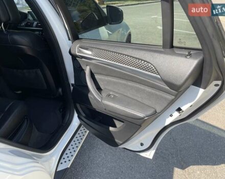 Белый БМВ Х6, объемом двигателя 3 л и пробегом 86 тыс. км за 19999 $, фото 20 на Automoto.ua