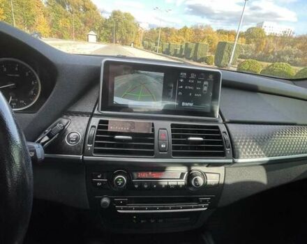 Белый БМВ Х6, объемом двигателя 3 л и пробегом 86 тыс. км за 19999 $, фото 95 на Automoto.ua