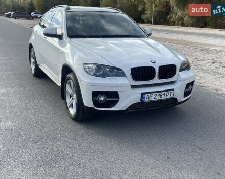 Белый БМВ Х6, объемом двигателя 3 л и пробегом 86 тыс. км за 19999 $, фото 49 на Automoto.ua