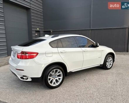 Белый БМВ Х6, объемом двигателя 3 л и пробегом 245 тыс. км за 15650 $, фото 33 на Automoto.ua