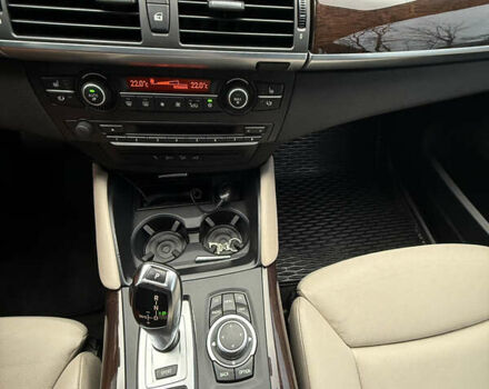 Белый БМВ Х6, объемом двигателя 2.99 л и пробегом 150 тыс. км за 17000 $, фото 16 на Automoto.ua