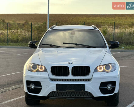 Белый БМВ Х6, объемом двигателя 3 л и пробегом 320 тыс. км за 18850 $, фото 5 на Automoto.ua