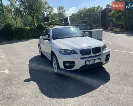 Белый БМВ Х6, объемом двигателя 3 л и пробегом 86 тыс. км за 19999 $, фото 2 на Automoto.ua