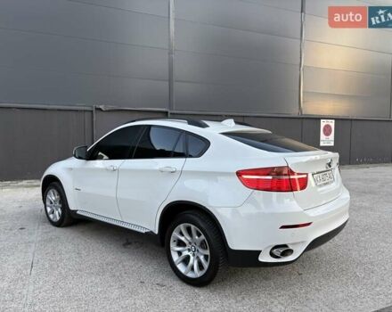 Белый БМВ Х6, объемом двигателя 3 л и пробегом 245 тыс. км за 15650 $, фото 16 на Automoto.ua