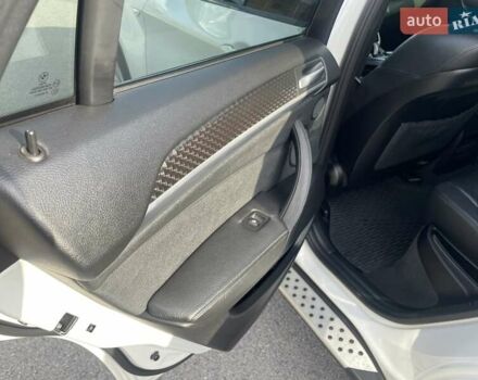 Белый БМВ Х6, объемом двигателя 3 л и пробегом 86 тыс. км за 19999 $, фото 68 на Automoto.ua