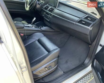 Белый БМВ Х6, объемом двигателя 3 л и пробегом 86 тыс. км за 19999 $, фото 24 на Automoto.ua