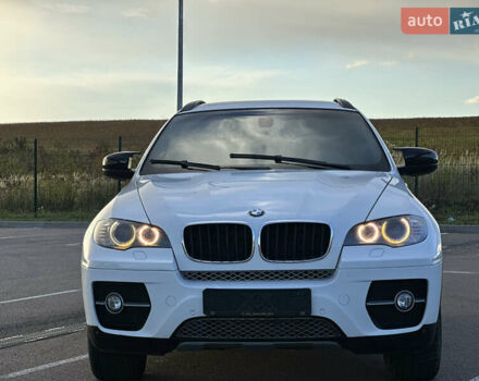 Белый БМВ Х6, объемом двигателя 3 л и пробегом 320 тыс. км за 18850 $, фото 4 на Automoto.ua