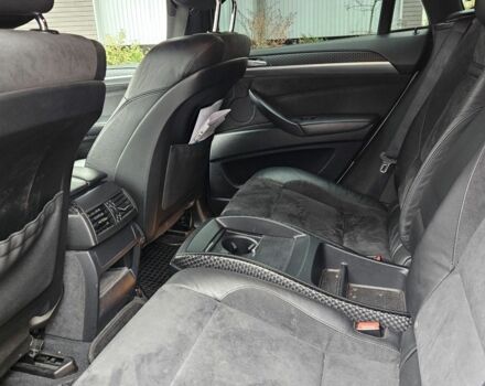 Белый БМВ Х6, объемом двигателя 3 л и пробегом 244 тыс. км за 408 $, фото 4 на Automoto.ua