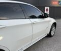 Белый БМВ Х6, объемом двигателя 3 л и пробегом 245 тыс. км за 15650 $, фото 24 на Automoto.ua