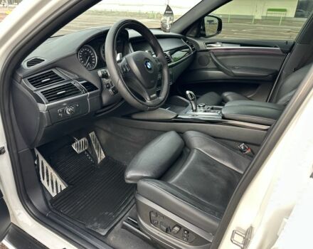 Білий БМВ Х6, об'ємом двигуна 4.4 л та пробігом 170 тис. км за 19500 $, фото 4 на Automoto.ua