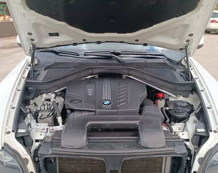 Белый БМВ Х6, объемом двигателя 2.99 л и пробегом 330 тыс. км за 19000 $, фото 19 на Automoto.ua