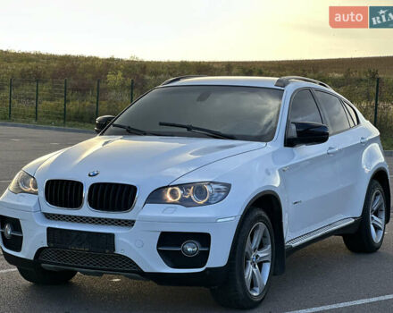 Белый БМВ Х6, объемом двигателя 3 л и пробегом 320 тыс. км за 18850 $, фото 6 на Automoto.ua