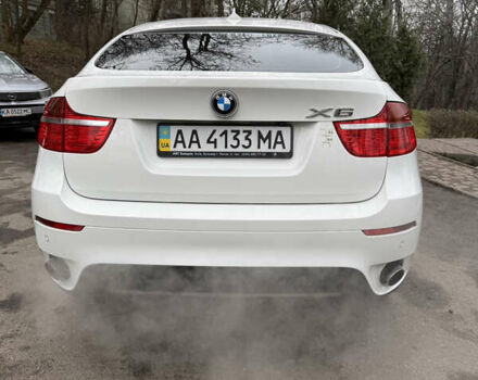 Белый БМВ Х6, объемом двигателя 2.99 л и пробегом 150 тыс. км за 17000 $, фото 5 на Automoto.ua