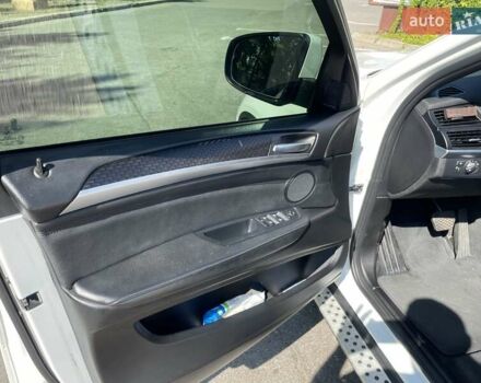 Белый БМВ Х6, объемом двигателя 3 л и пробегом 86 тыс. км за 19999 $, фото 10 на Automoto.ua