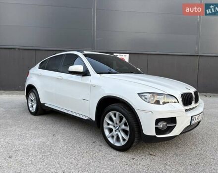 Белый БМВ Х6, объемом двигателя 3 л и пробегом 245 тыс. км за 15650 $, фото 10 на Automoto.ua