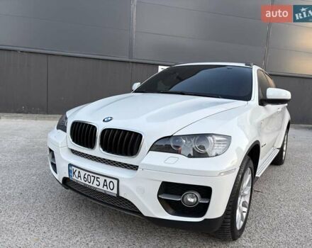 Белый БМВ Х6, объемом двигателя 3 л и пробегом 245 тыс. км за 15650 $, фото 3 на Automoto.ua